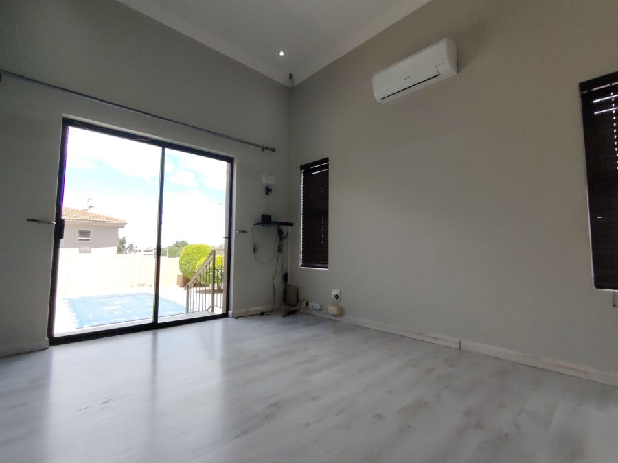 To Let 3 Bedroom Property for Rent in Jakarandas Western Cape